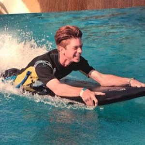 Meet your Posher, Alec